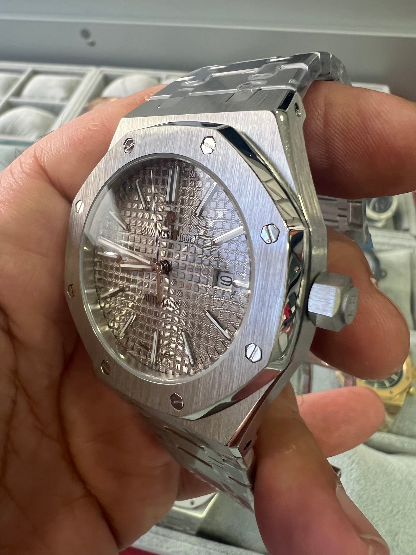 Audemars Piguet Royal Oak Selfwinding Steel Metallic White Dial 41mm
