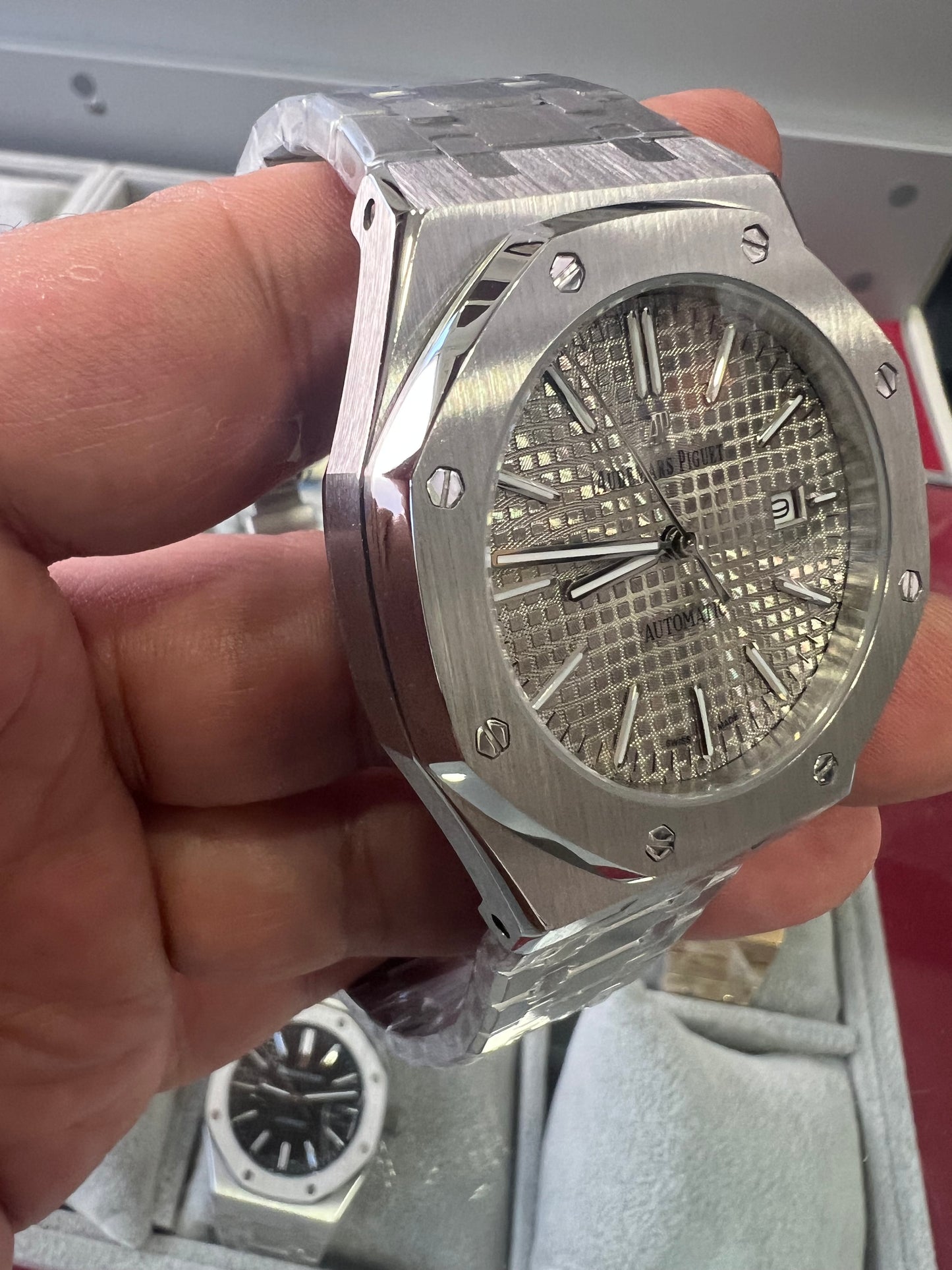 Audemars Piguet Royal Oak Selfwinding Steel Metallic White Dial 41mm
