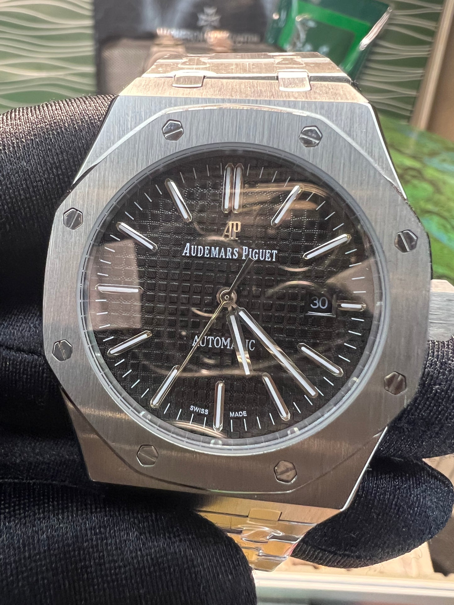 Audemars Piguet Royal Oak Selfwinding Steel Black Dial Dial 41mm
